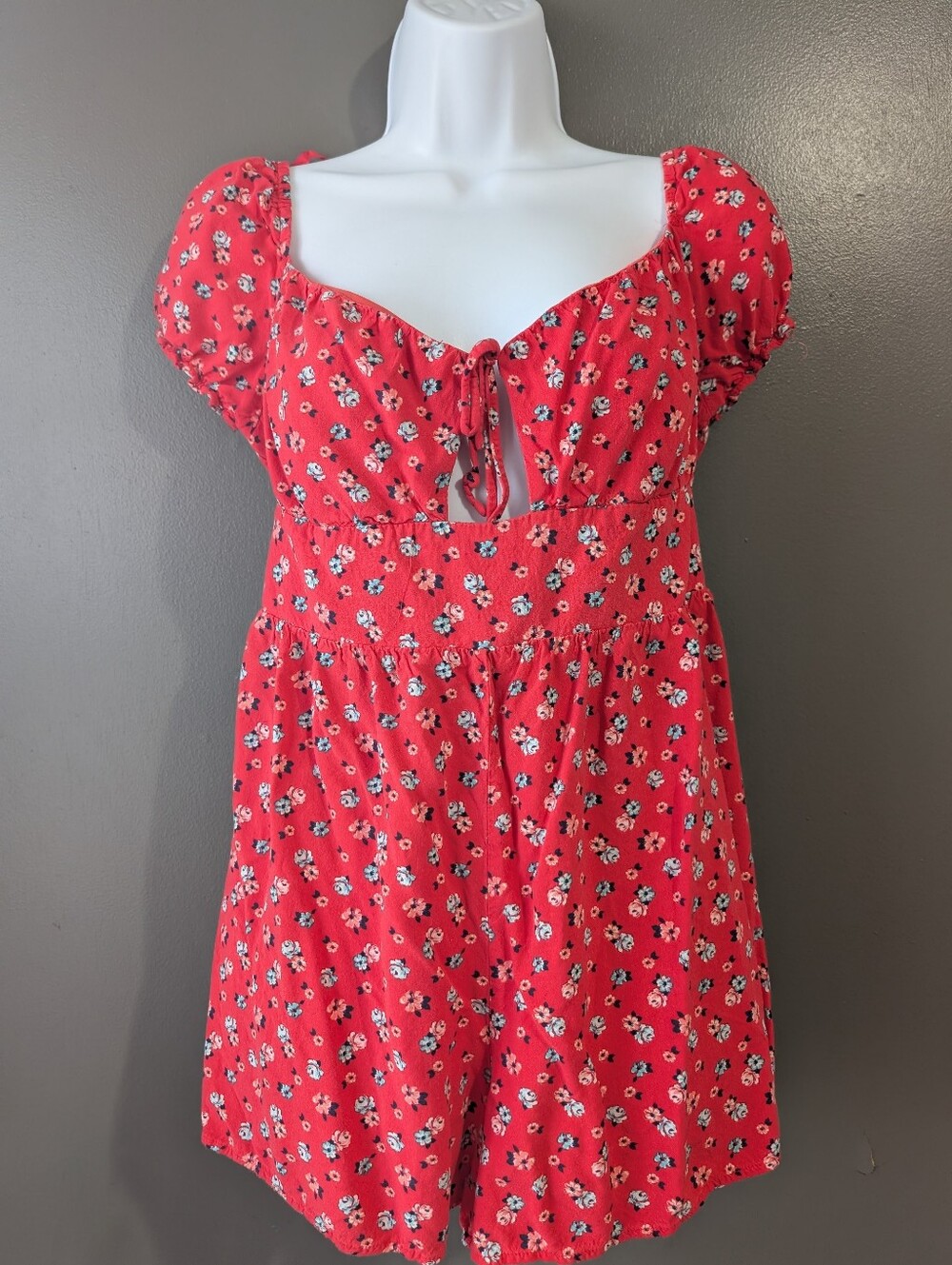 City Triangles XL Coral Red Floral Romper Puff Sleeve Cottagecore Coquette